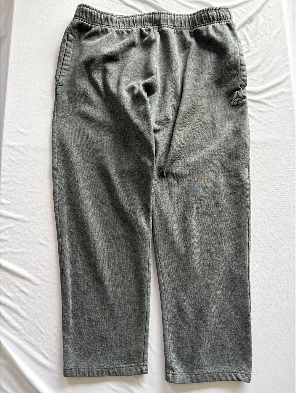 Reebok Men’s Large Gray Fleece Sweatpants Open Hem Drawstring Athletic